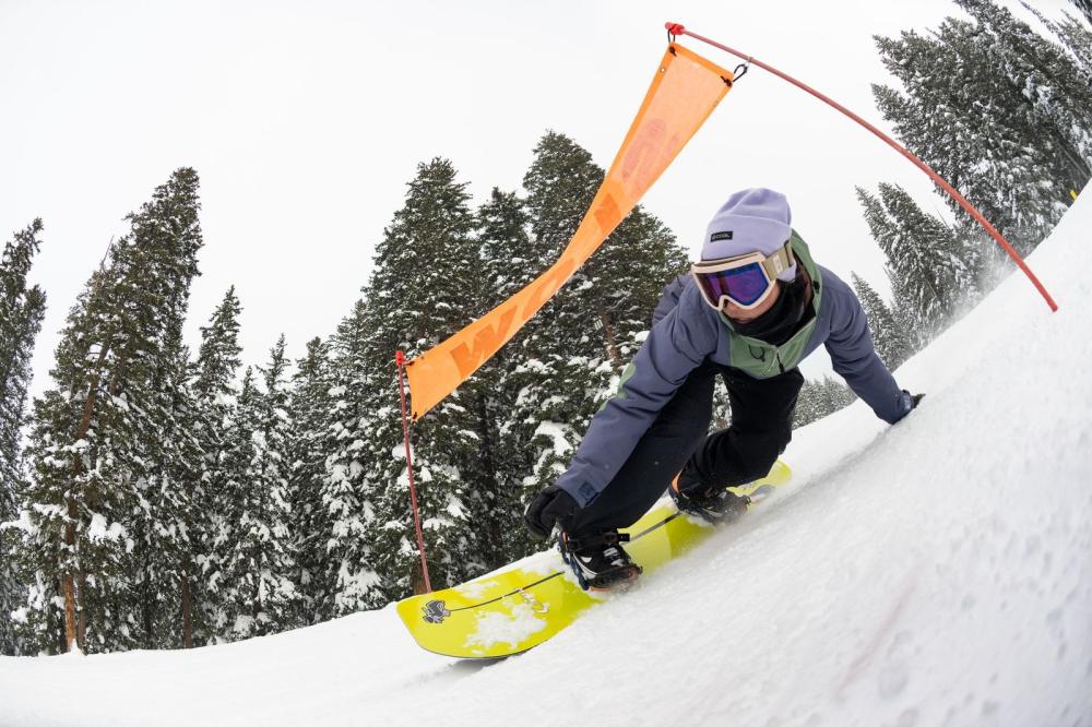 gnu snowboard