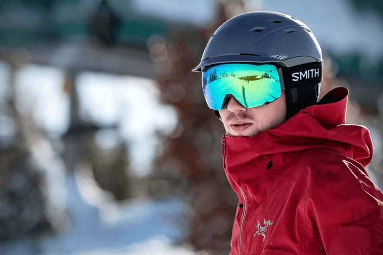 Type schaal van een snowboard helm image