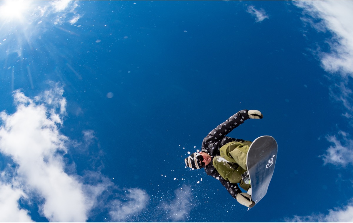 Bataleon Evil Twin+Snowboardspecialist van Sideways aan het woord