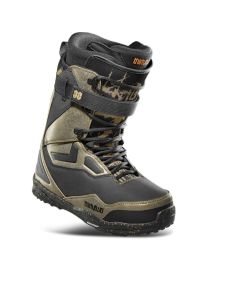 Thirtytwo TM-2 XLT x Helgason
